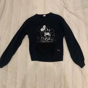 Black crew neck